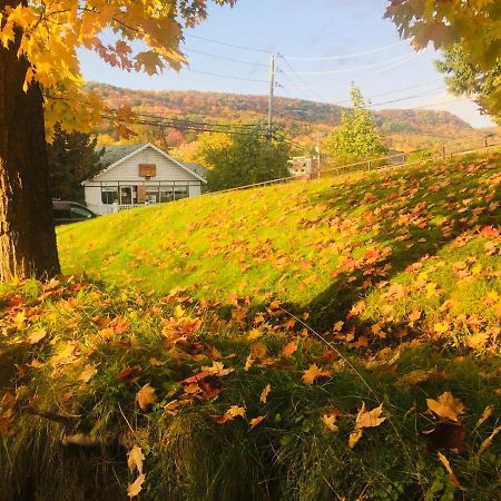 Le « Lake View » De La Suite North Hatley Eksteriør bilde