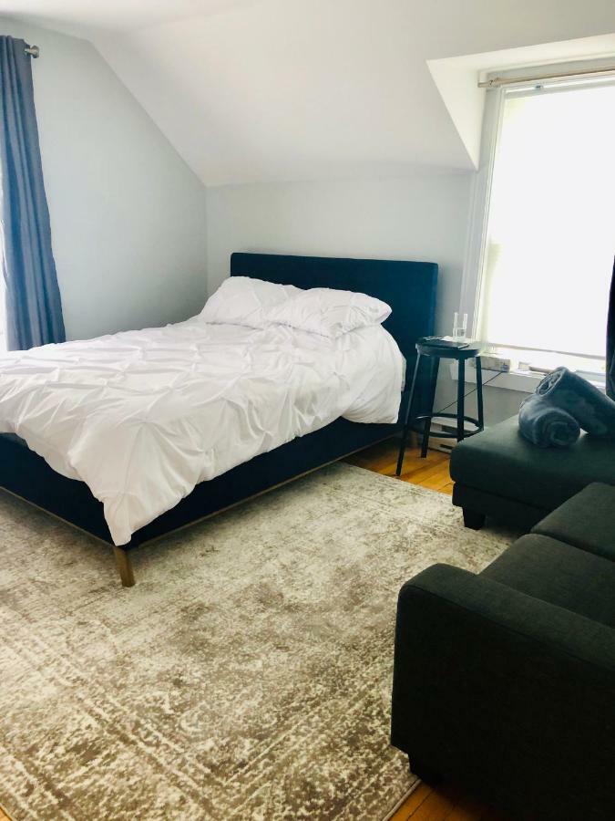 Le « Lake View » De La Suite North Hatley Eksteriør bilde